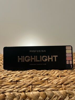 Profusion Cosmetics Highlight Makeup Palette